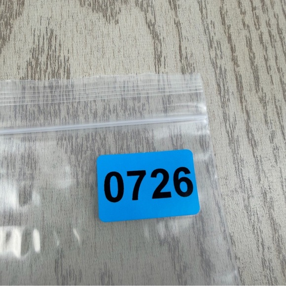 726 Bar III Men's Tie Cobble Solid 656 Mauve $55 Silk Poly Blend Skinny Slim - Picture 5 of 5